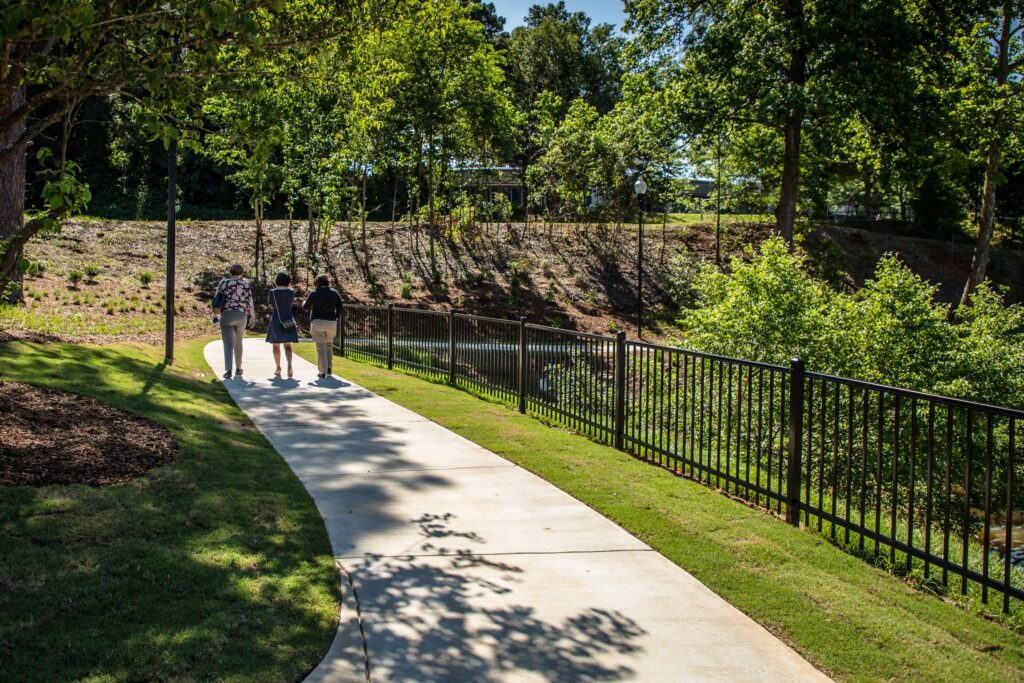 Local parks near Norcross GA featuring scenic outdoor spaces, walking paths, and family-friendly recreation areas